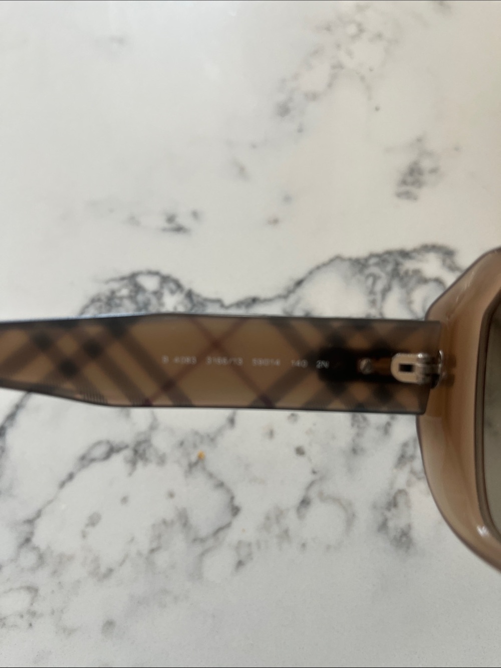 AUTHENTIC Burberry Brown Gradient Oversized Sunglasses with Signature Check Case - Picture 6 of 9